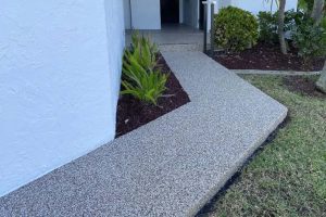 Residential concrete sidewalks and walkways in Florida