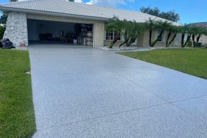 Resurfacing local service for your concrete driveway in Florida.
