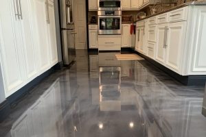 Metallic epoxy flooring contractors in Florida for commercial and residential projects.