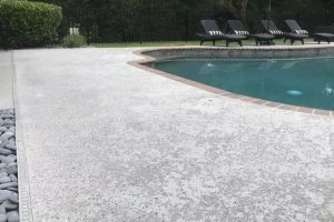 Seamless pool deck coating contractor in Florida